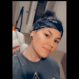 Meet your Posher, Allison